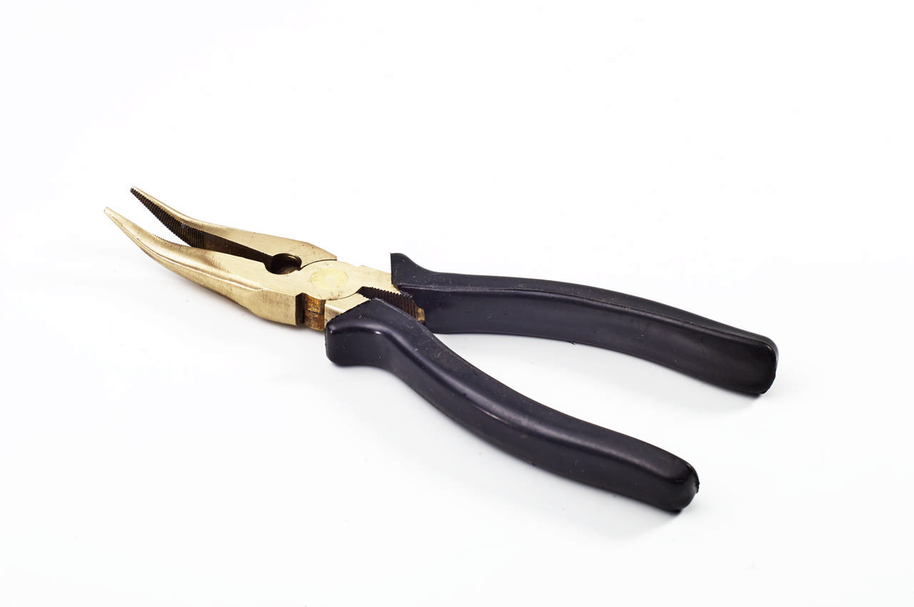Bronze Pliers Angled